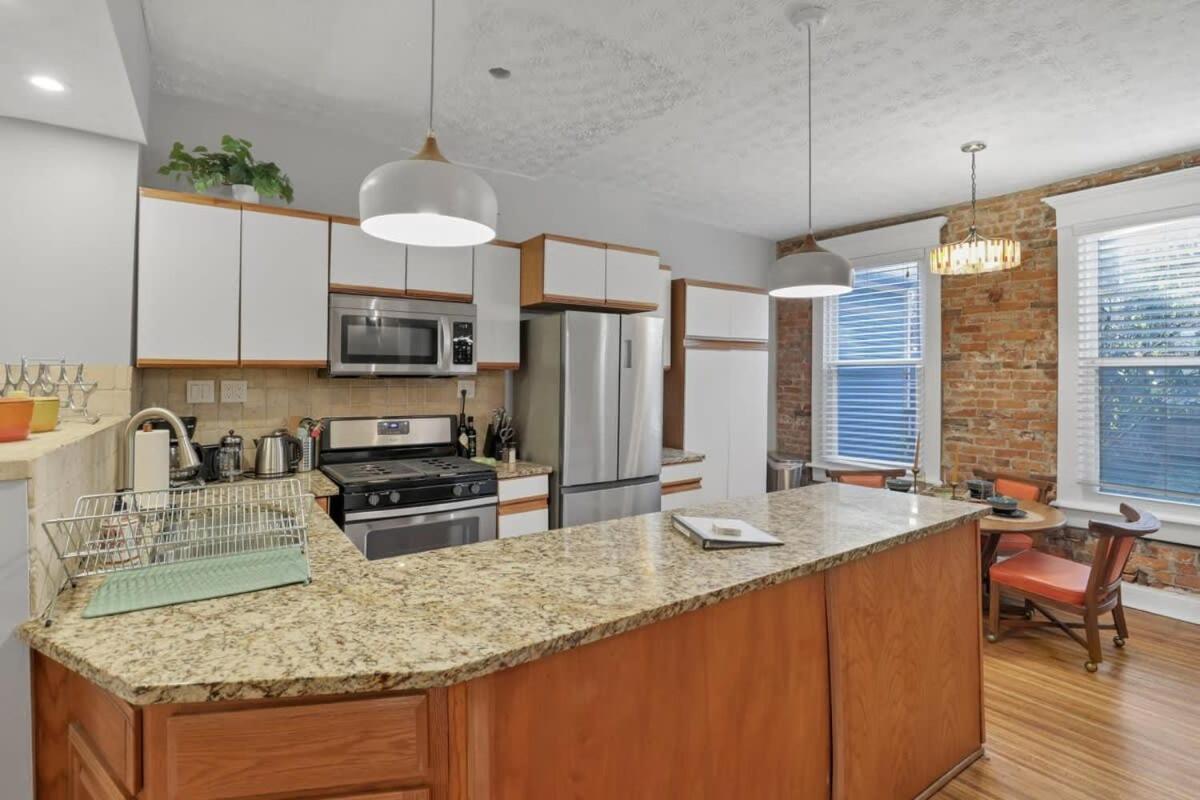 The Goodale Retreat - 2 Bedroom 2bath Apartment Columbus