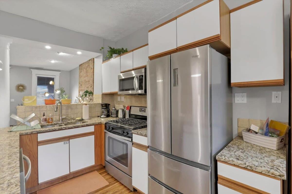 The Goodale Retreat - 2 Bedroom 2bath Columbus