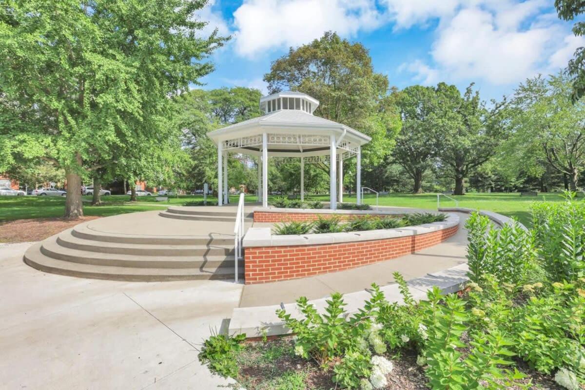 The Goodale Retreat - 2 Bedroom 2bath Apartment *